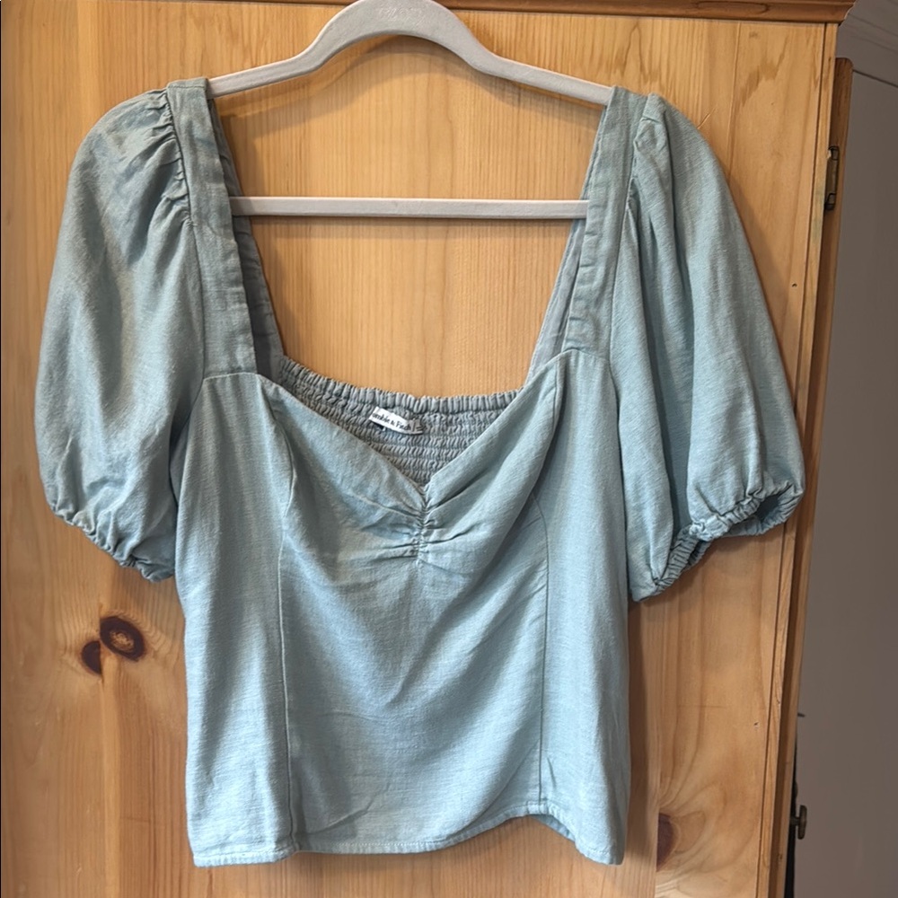 New Abercrombie Women's Puff Sleeve Linen Top, Light Blue L